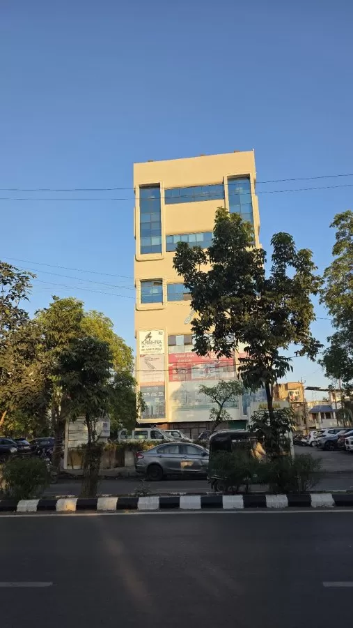 𝗞𝗿𝗶𝘀𝗵𝗻𝗮 𝗖𝗲𝗻𝘁𝗿𝗲 - Best Joint Replacement Hospital in Vadodara - Photo 3