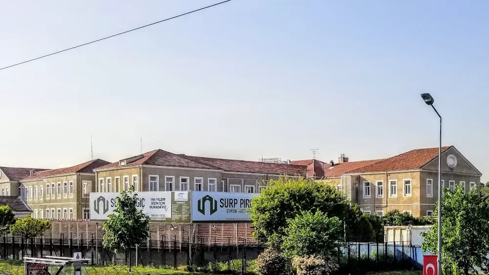 Yedikule Holy Savior Armenian Hospital Foundation - Photo 7
