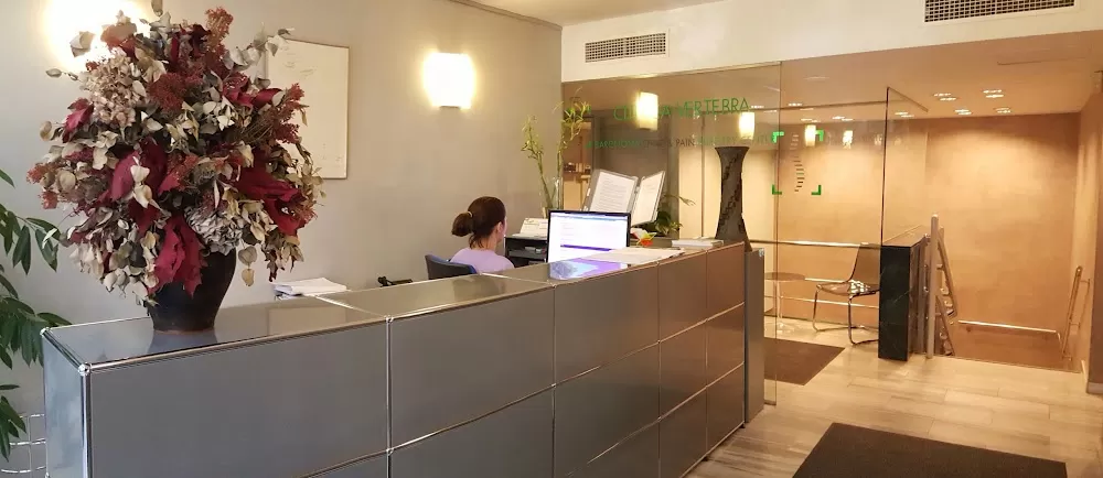 Clinica Vertebra, SpinePain & Regenerative Surgery Centers - Clinica del Dolor de Barcelona - Photo 1
