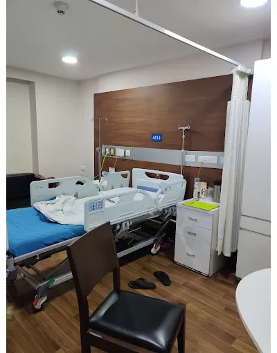 Department of Pulmonology/ Respiratory Medicine Indraprastha Apollo Hospital - Photo 3