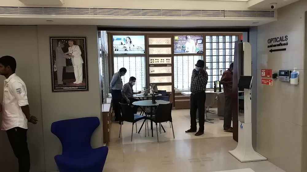 Dr Agarwals Eye Hospital - Photo 7