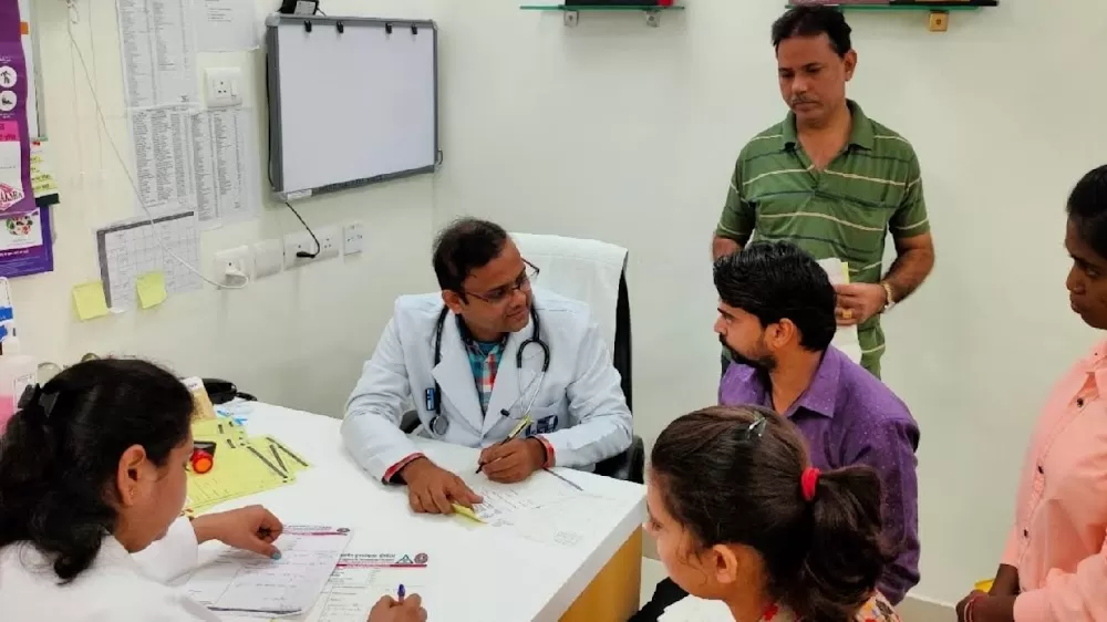 Dr. Ashutosh Gupta - Senior Neurologist Rohini - Photo 8