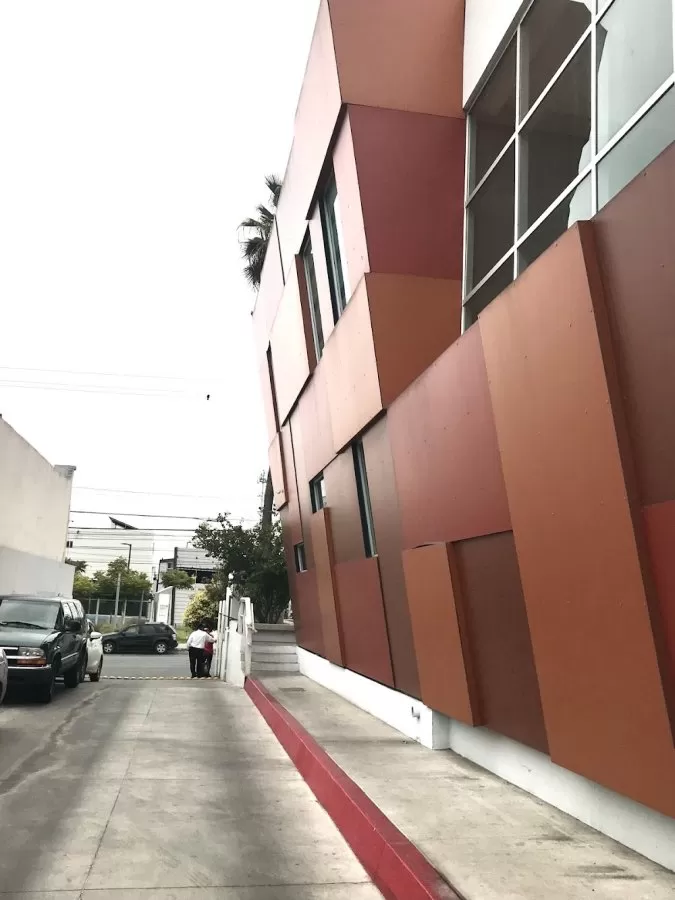 CENTRO DE SALUD TIJUANA - Photo 8
