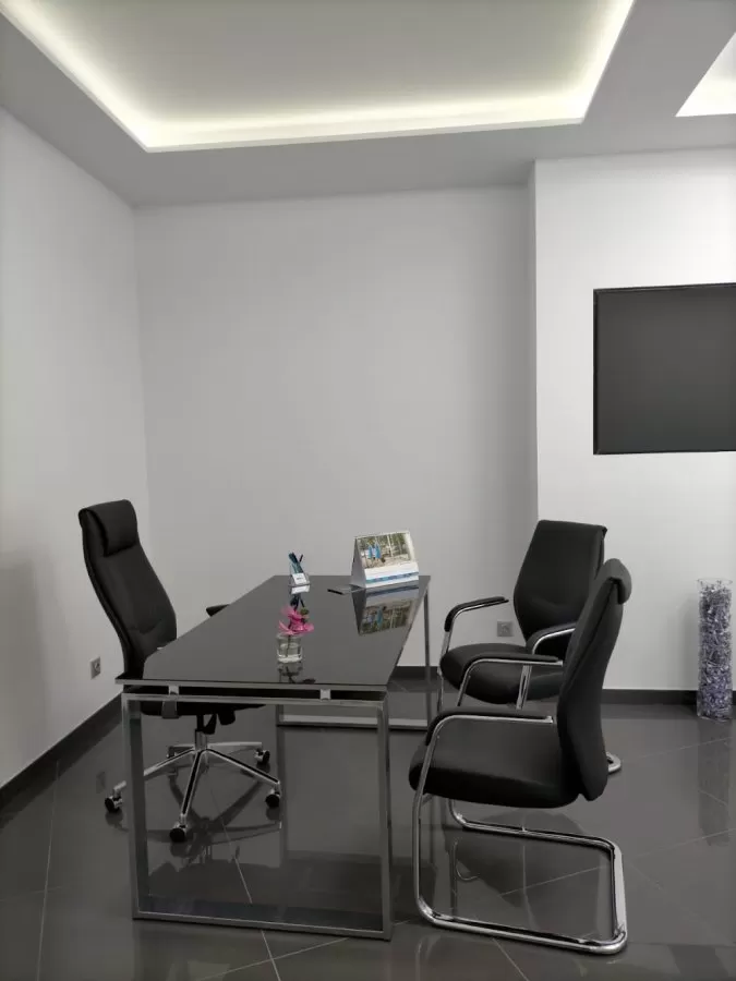 Clinica Esquivel Barcelona - Photo 5