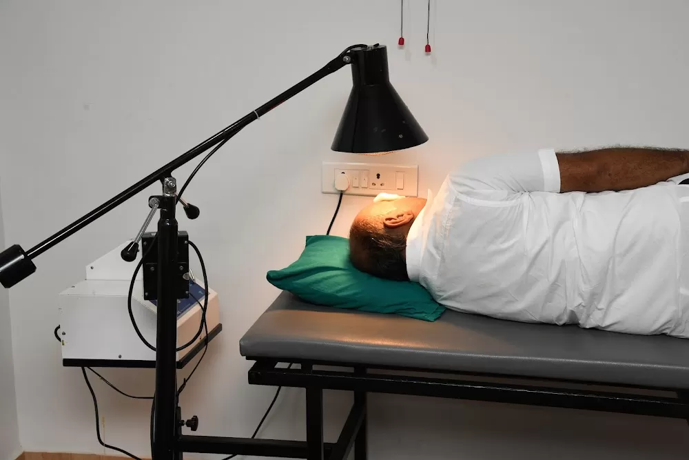 OHM Multispeciality Hospital & Physiotherapy Center- Ghatlodia - Photo 8