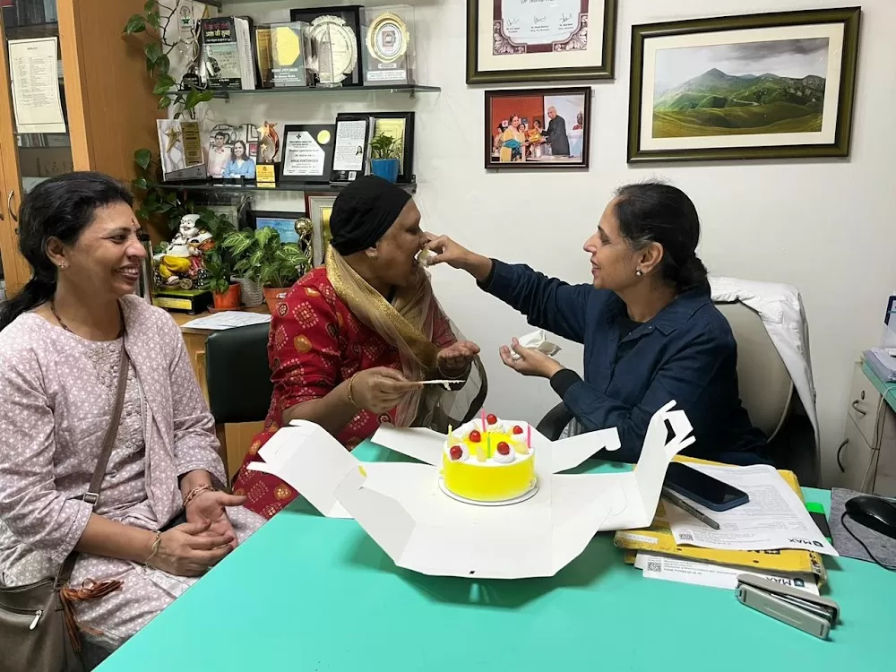 Dr. Meenu Walia - Photo 3