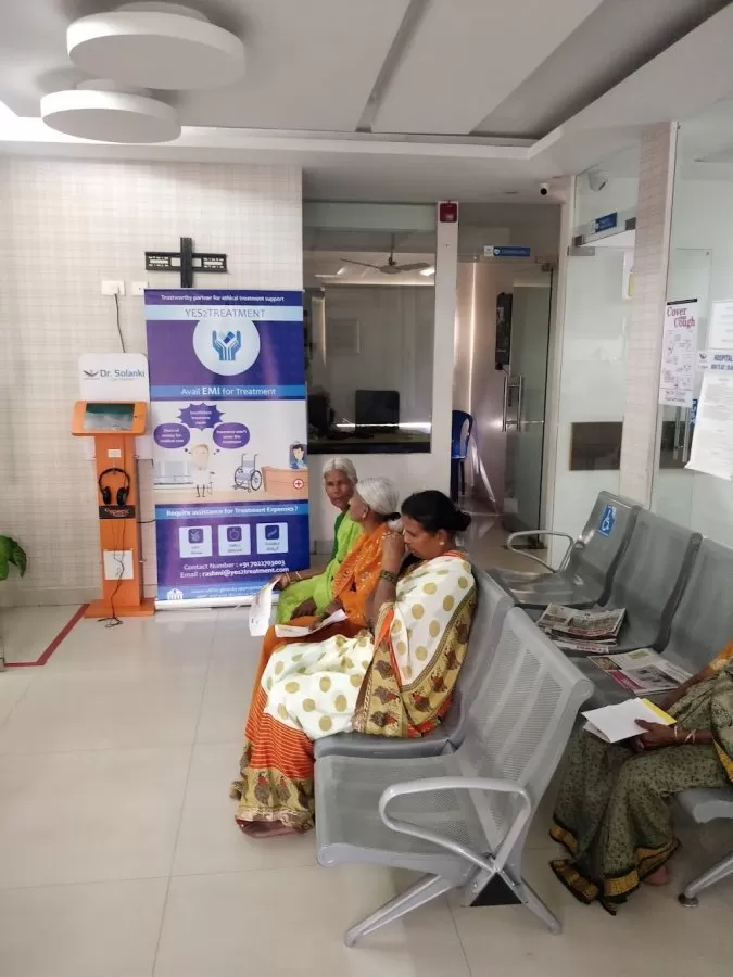 Dr.Solanki Eye Hospital - Photo 6