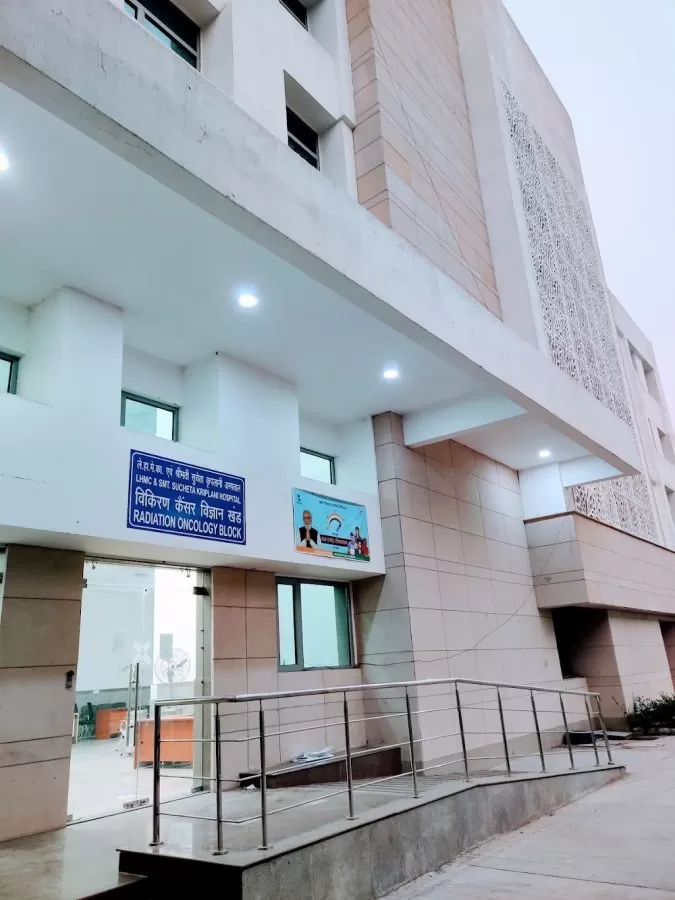 Radiation Oncology Block LHMC - Photo 5