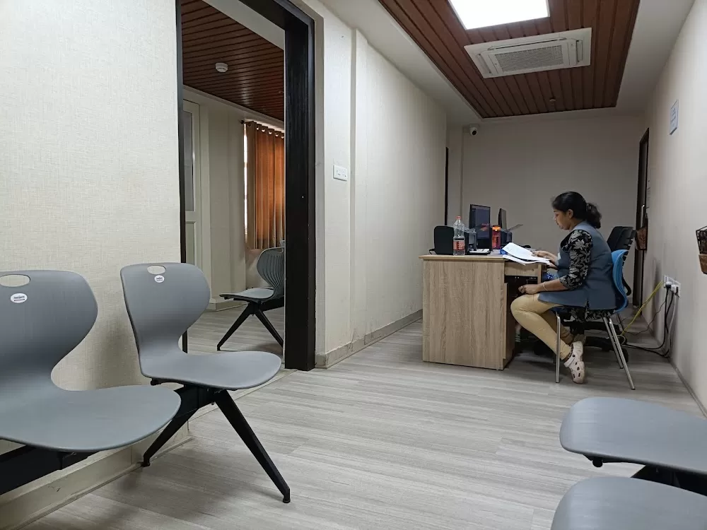 Disha Eye Hospital Girish Park - Photo 7