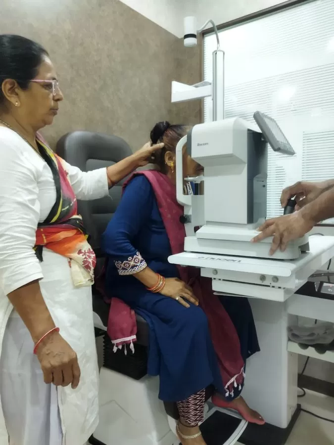 Desai Eye Hospital l Best Eye Hospital l Best Retina Specialist l Best Paediatric Ophthalmologist Hospital in Vadodara - Photo 2