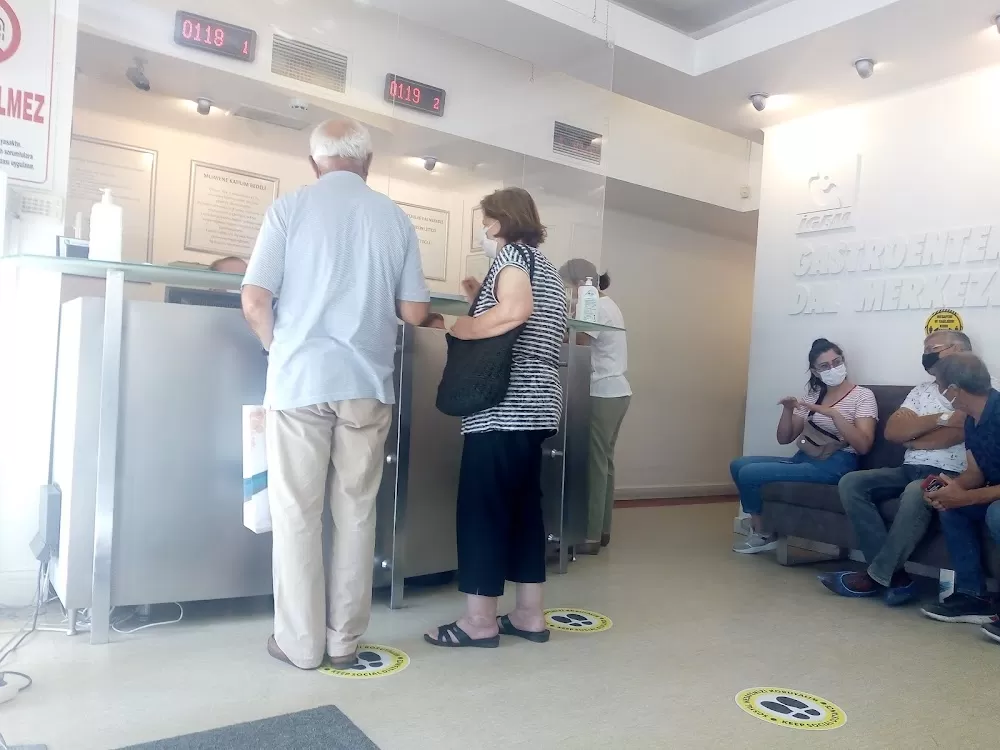 Özel İzmir İgem Gastroenteroloji Dal Merkezi - Photo 2