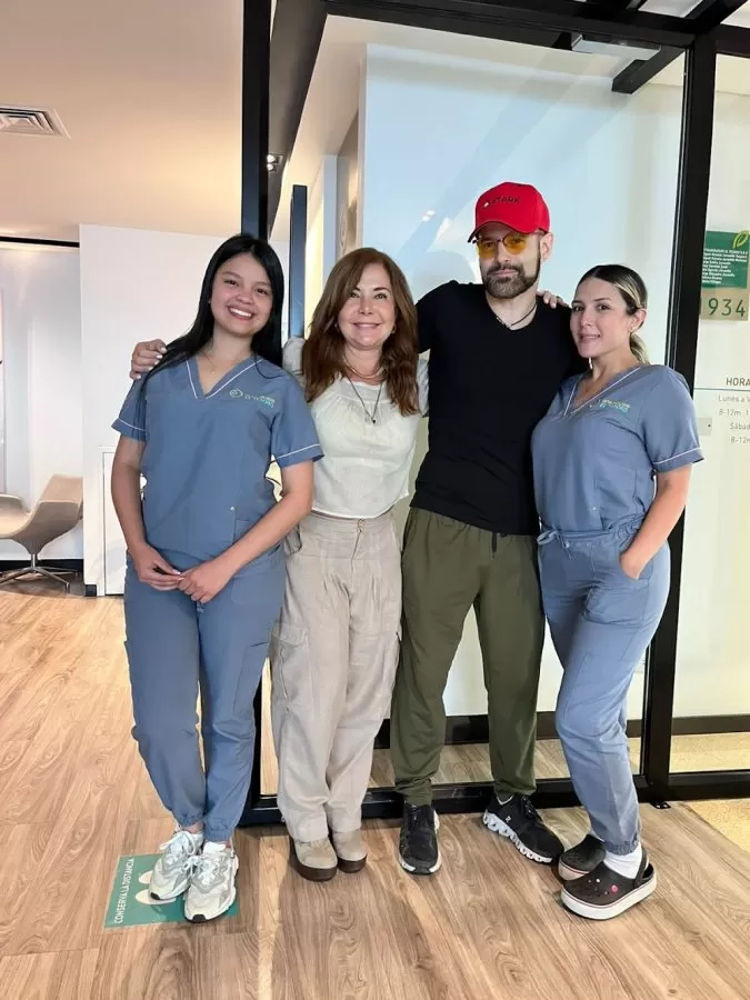 LASIK Colombia Care - English-Speaking Eye Doctor Medellin - Photo 2