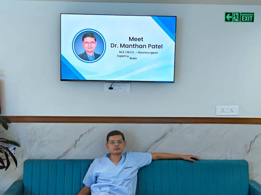 Dr. Manthan Patel : Vaishvi Brain & Spine Neurosurgical Hospital : Neurosurgeon in Ahmedabad : Spine Surgeon in Ahmedabad - Photo 1