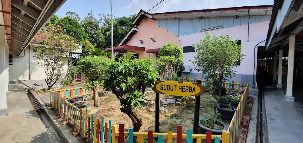Bukit Mertajam Hospital - Photo 6