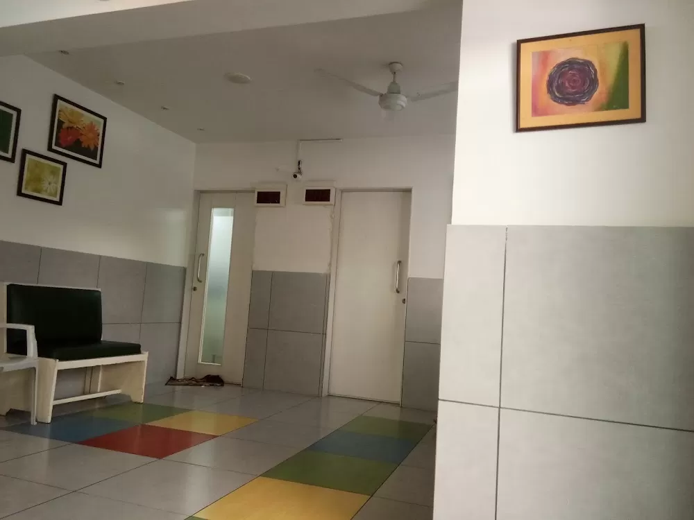 Vraj Children Hospital. Dr Bankim Parikh - Photo 5