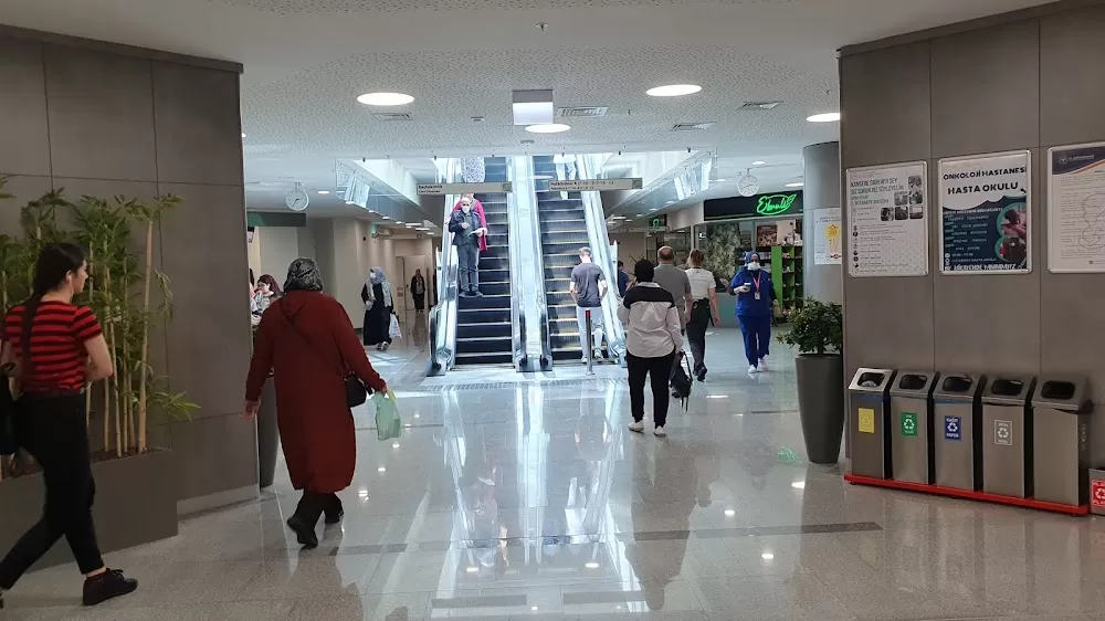 Etlik Şehir Hastanesi Onkoloji Hastanesi - Photo 6