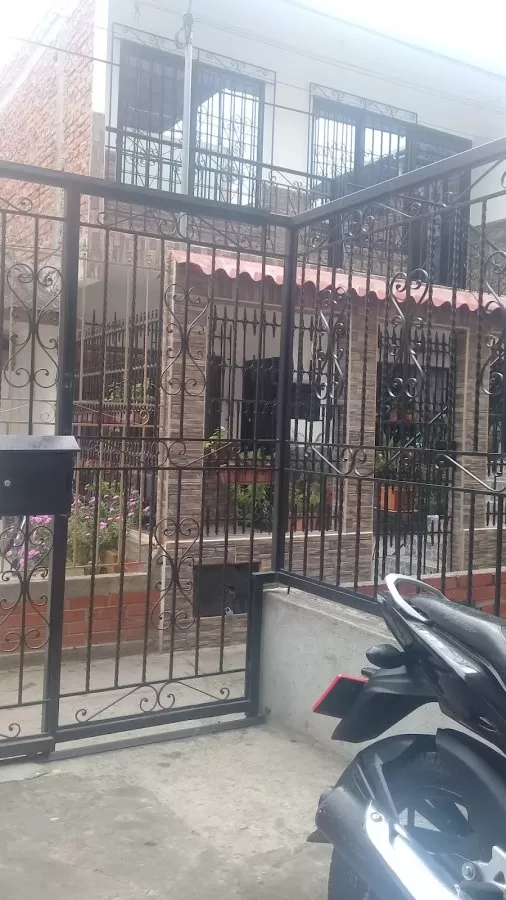 Centro De Salud La Rivera - Photo 1