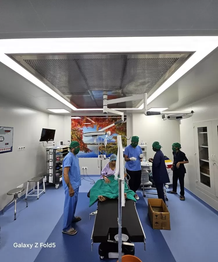 Dr. Paras Jain - Expert General, Laparoscopic, Gastro, Gall Bladder, Piles Specialist,Fistula , Hernia Surgeon in Undri - Photo 1