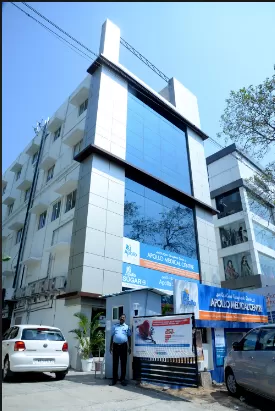Dr. Sajai Varghese, 15+ yrs of Exp | Best Dermatologist in Chennai | Skin & Hair Specialist - Photo 8