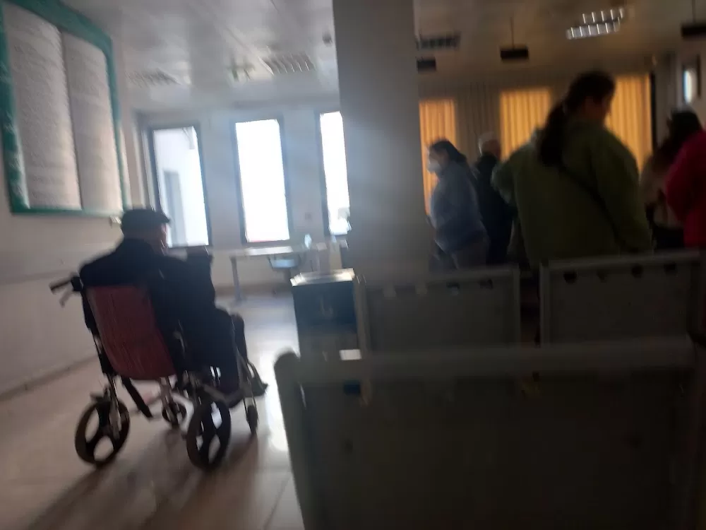 İzmir Atatürk Eğitim Ve Araştırma Hastanesi Narlıdere Semt Polikliniği - Photo 5