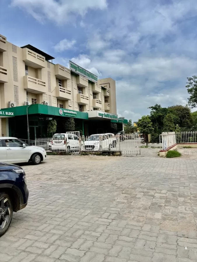 Jaipur Calgary Eye Hospital - Photo 4