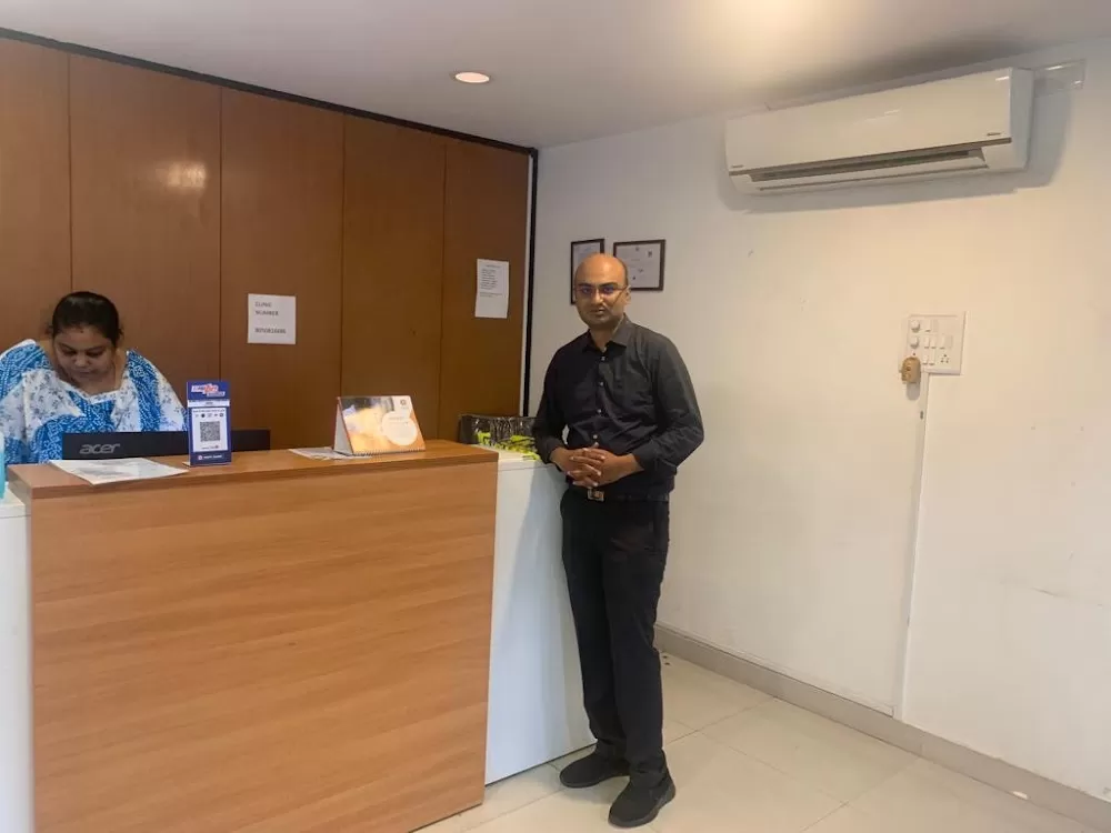 Dr Sunil Navalgund - Photo 6