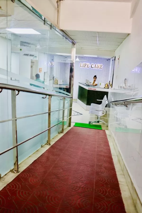 Life Care Medical Centre - Photo 5