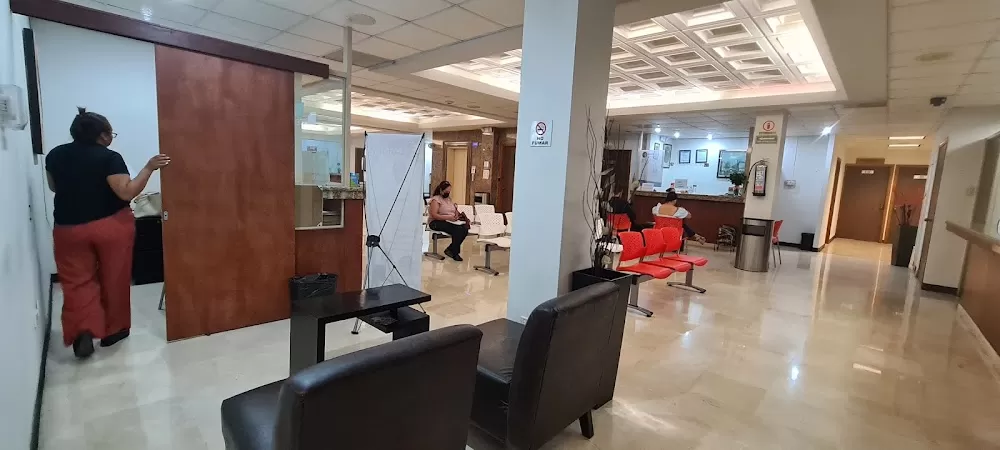 Centro Médico Monterrey - Photo 8
