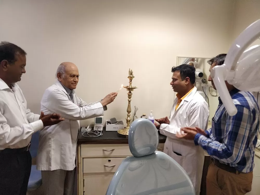 72 hours dental clinic DMHH - Photo 1