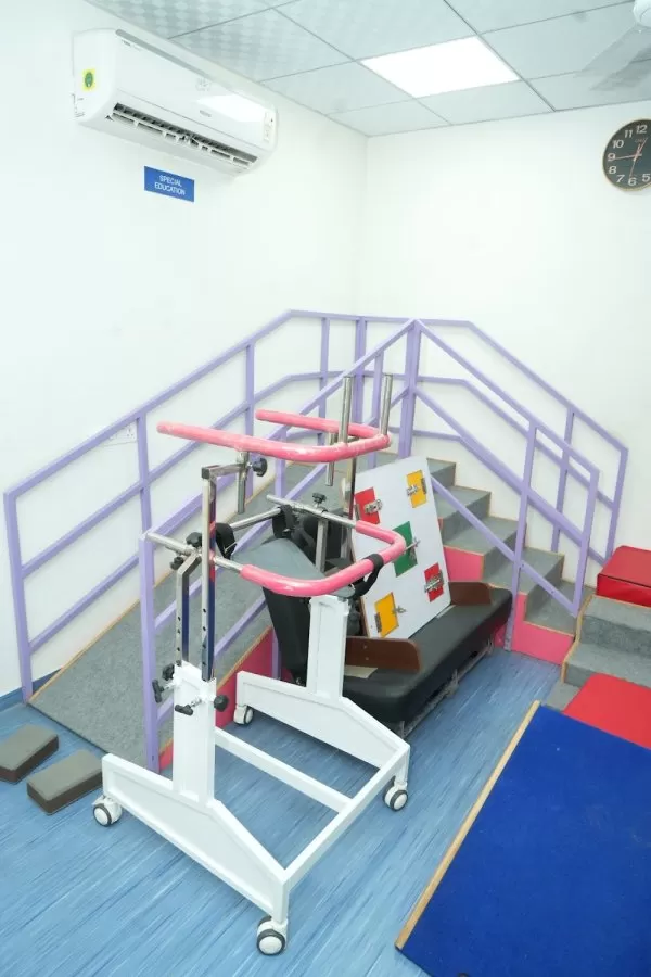 DACH Institute of Child Neurosciences (DACH ICON) Neurology, Epilepsy and CDC - Photo 3