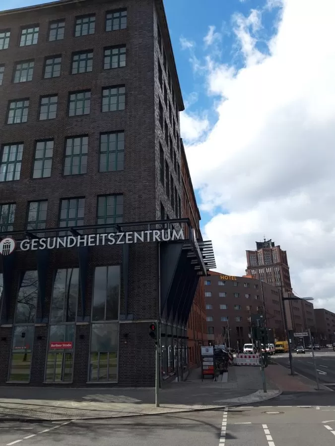 Gesundheitszentrum - Photo 7