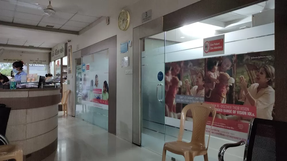 Shiv Jyoti Eye Hospital - Cataract, LASIK & Glaucoma Surgery Experts in Bapunagar, Ahmedabad - Photo 5