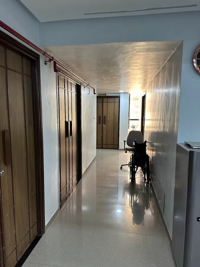 Piles Fistula Fissure Hospital - Photo 2