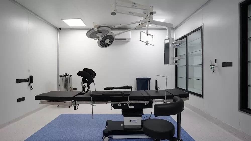 Dr Chirag Shah Piles Hernia Doctor Ahmedabad Fissure & Fistula, Laser Piles, Circumcision, Senior Piles Surgeon Ahmedabad - Photo 6