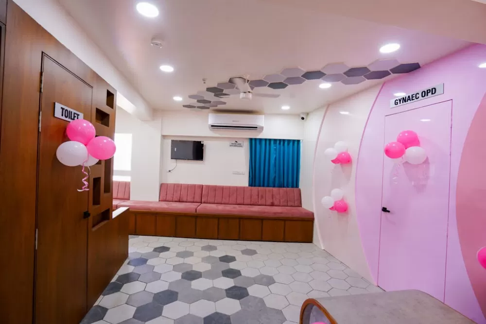 Zahra Mediplus Hospital (Emergency 24x7, ICU & Multi-Speciality) - Photo 4