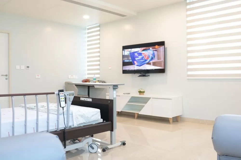 Iswarya Hospital - OMR - Photo 3