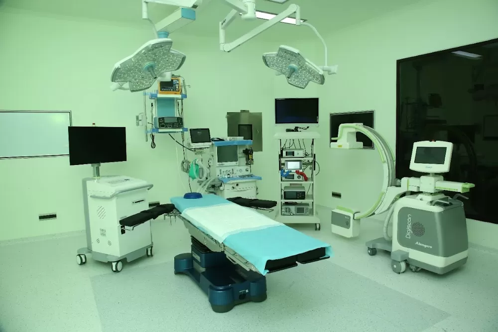 Dr. Lenin’s Orthoinde Hospital - Photo 1
