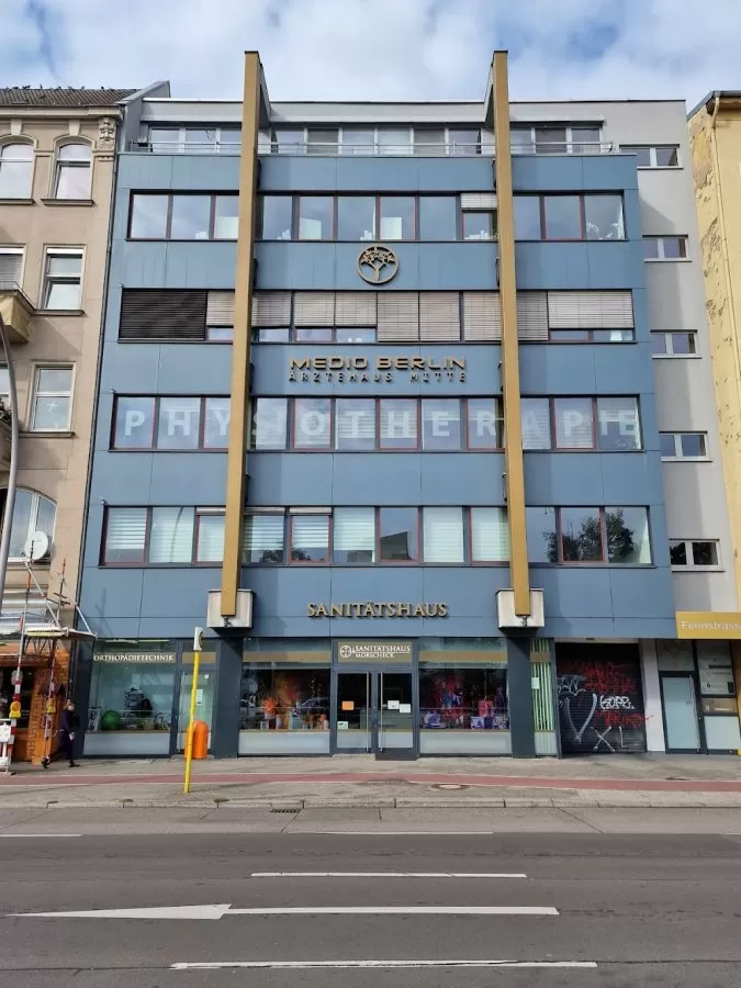 Medio Berlin Mitte / Dr. med. A. A. Issavand - Photo 4