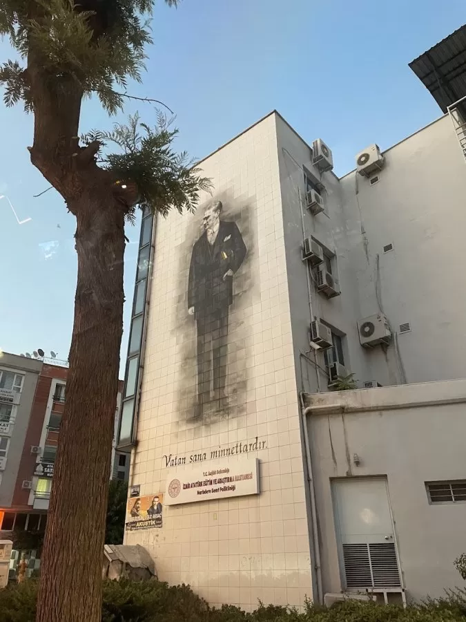 İzmir Atatürk Eğitim Ve Araştırma Hastanesi Narlıdere Semt Polikliniği - Photo 6