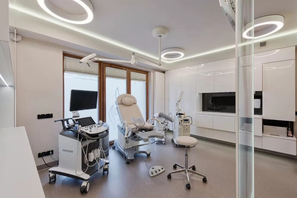 Intima Clinic Group - Photo 6