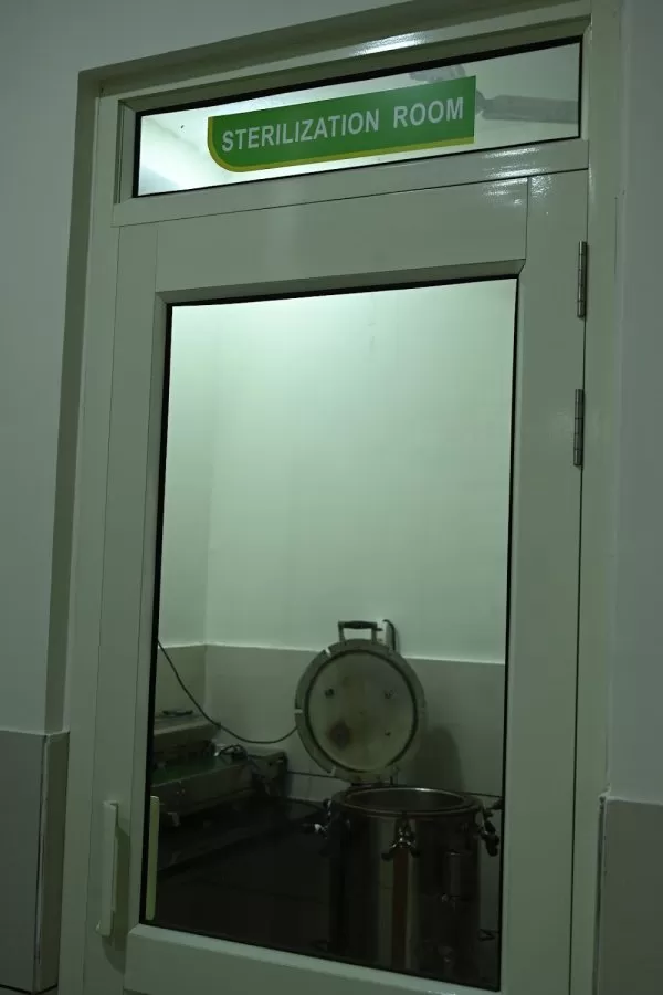 Divine Eye Hospital-Best Eye Hospital in Panchkula led by Dr Ritesh Gupta, AIIMS trained Eye Surgeon with 20 + year Exp - Photo 6