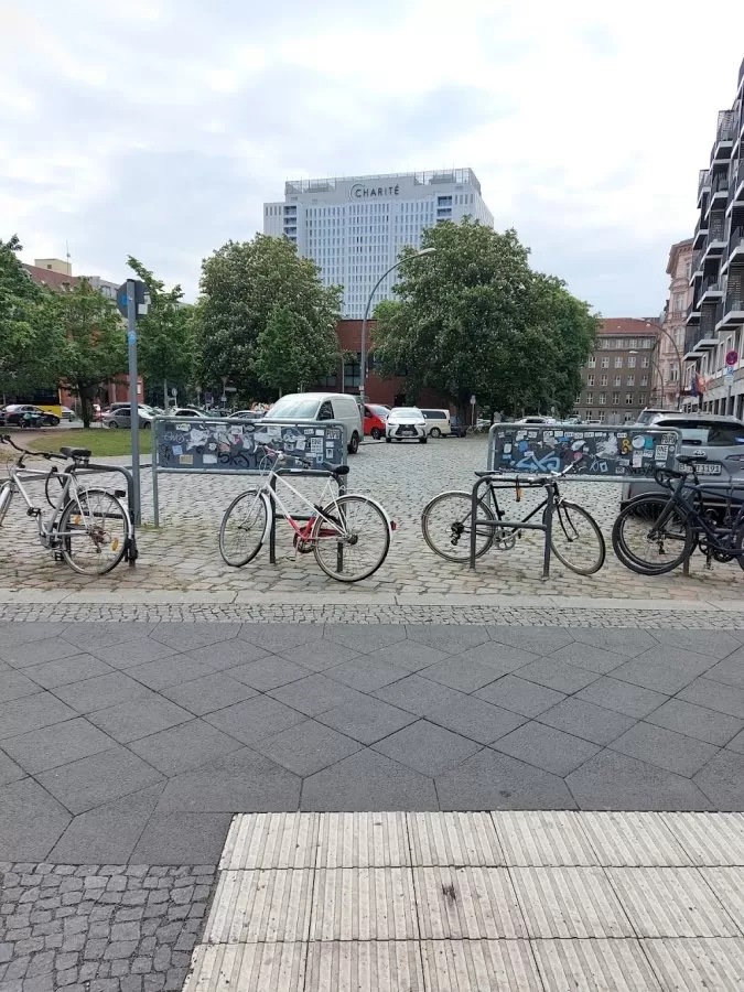 Charité - Universitätsmedizin Berlin | CCM | Centrum für Muskuloskeletale Chirurgie (CMSC) - Hochschulambulanz - Photo 3