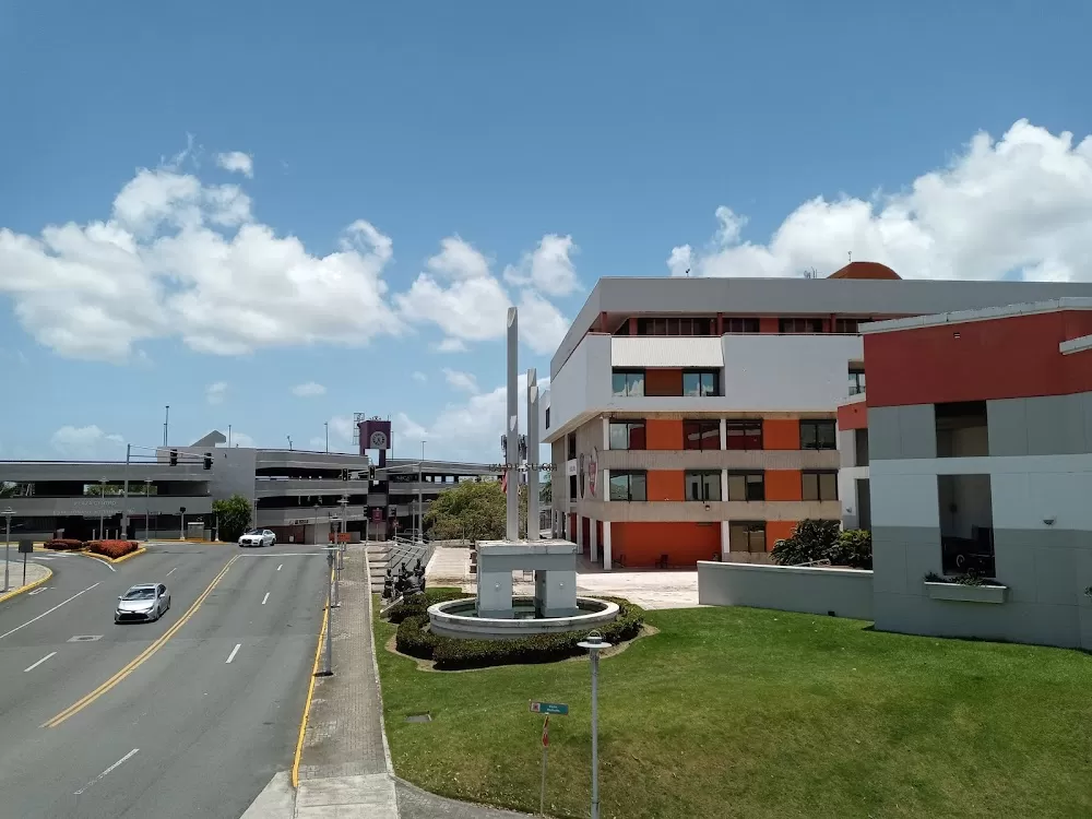 Doctors' Center Hospital - San Fernando de la Carolina - Photo 3