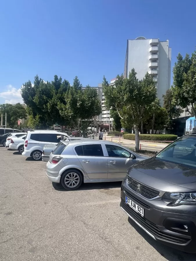 Akdeniz Üniversitesi Hastanesi A Blok - Photo 4