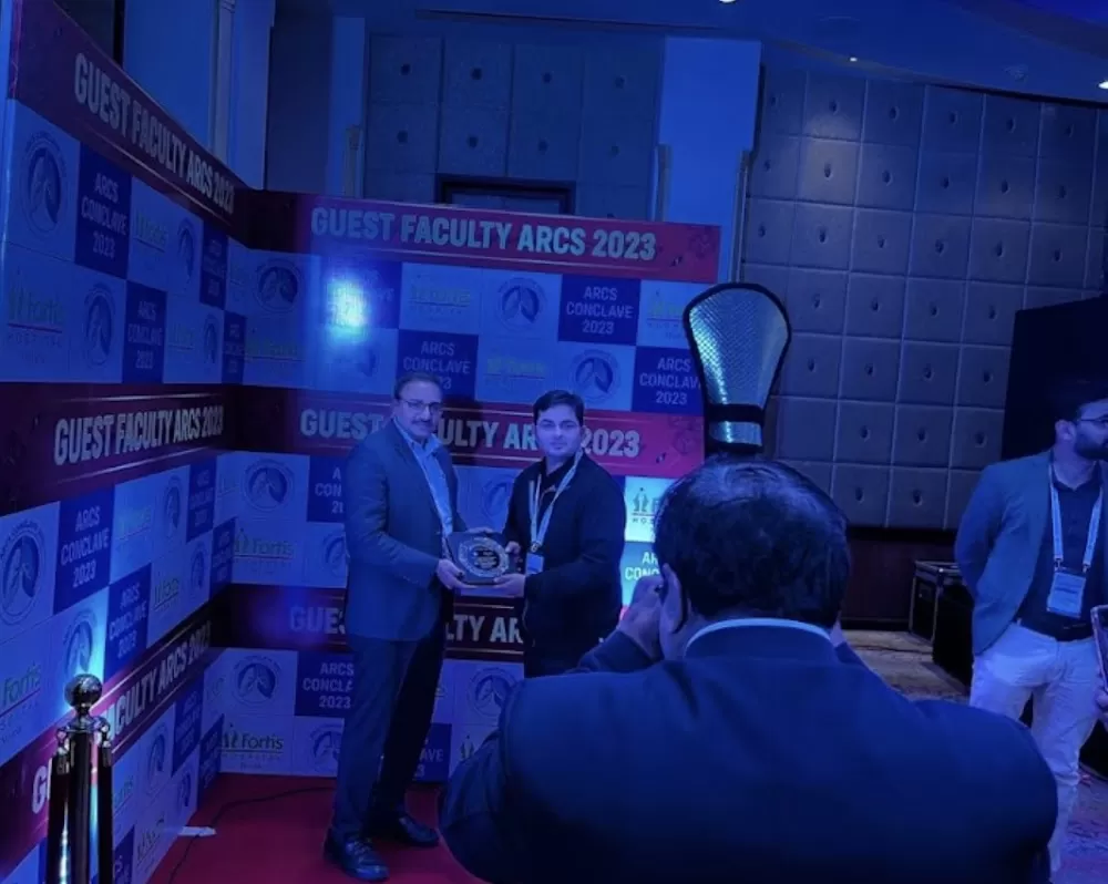 Dr Varun Rajpal | Best Pulmonologist in Noida/Greater Noida/Lungs,Chest Specialist, Allergy,Critical Care, Sleep Apnea - Photo 1