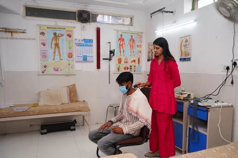 Navjeevan Hospital - Photo 5