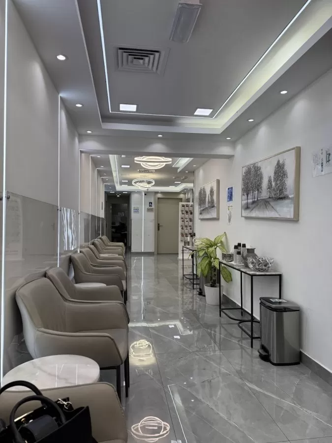Noor Al Mamzar Medical Center - Photo 2