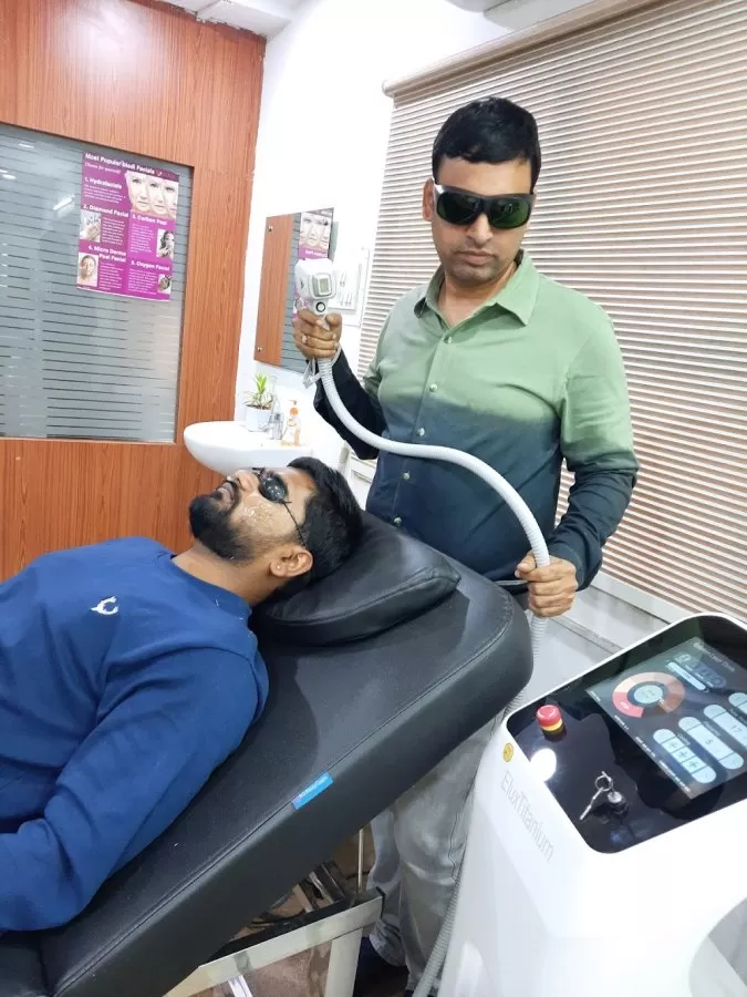 Smile n Glow Dental and Skin Hospital Karkhana - Photo 7