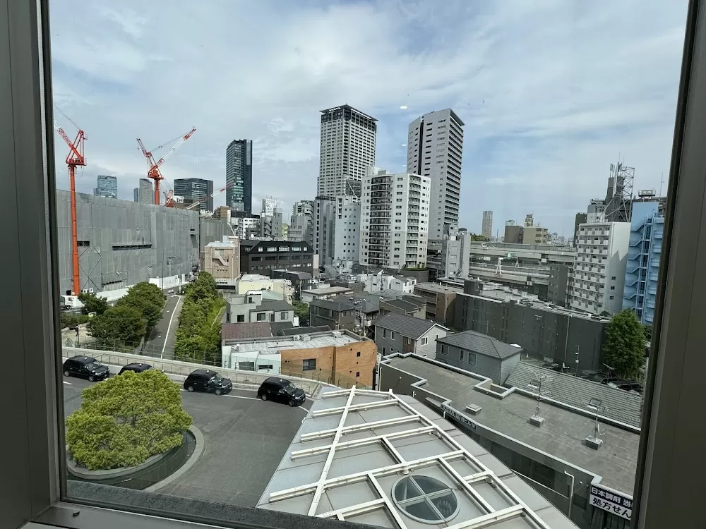 Toho University Ohashi Medical Center - Photo 8