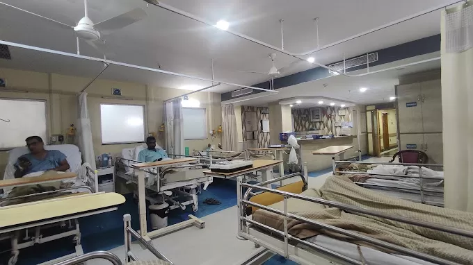 Best Nephrologist - Dr. Lakshminarayanan | Apollo Hospitals | Kolkata - Photo 3